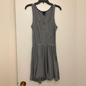 Women’s Small Summer Black and White Striped Dress. Size: Small (S). Forever 21